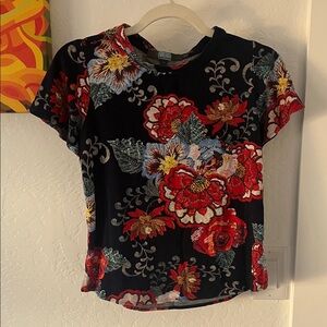 Eva Franco Black Floral Short Sleeve Top